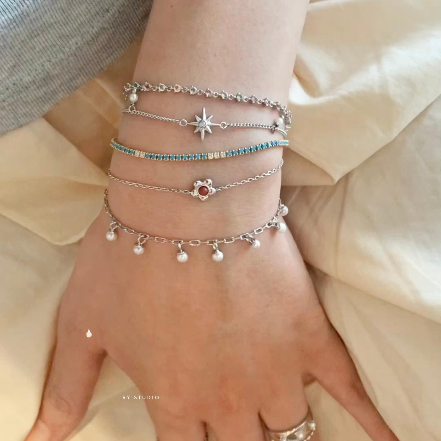 Mini Teardrop Pearl Pendant Bracelet