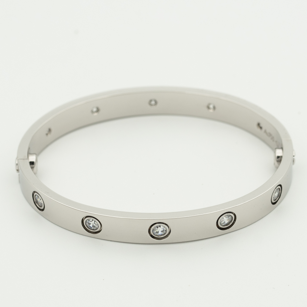CARTIER LOVE BRACELET 6.1MM 10 DIAMONDS