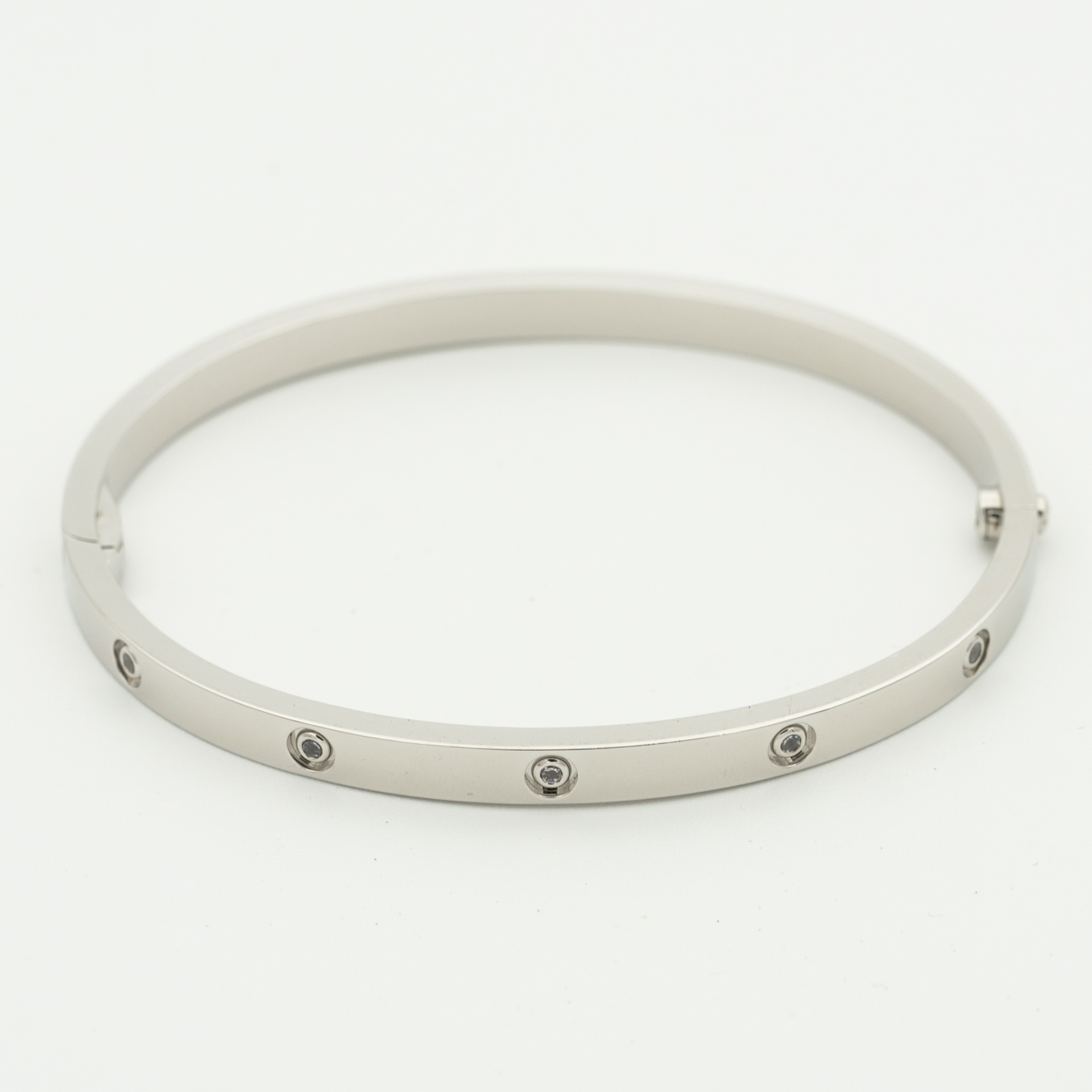 CARTIER LOVE BRACELET 3.65MM 10 DIAMONDS