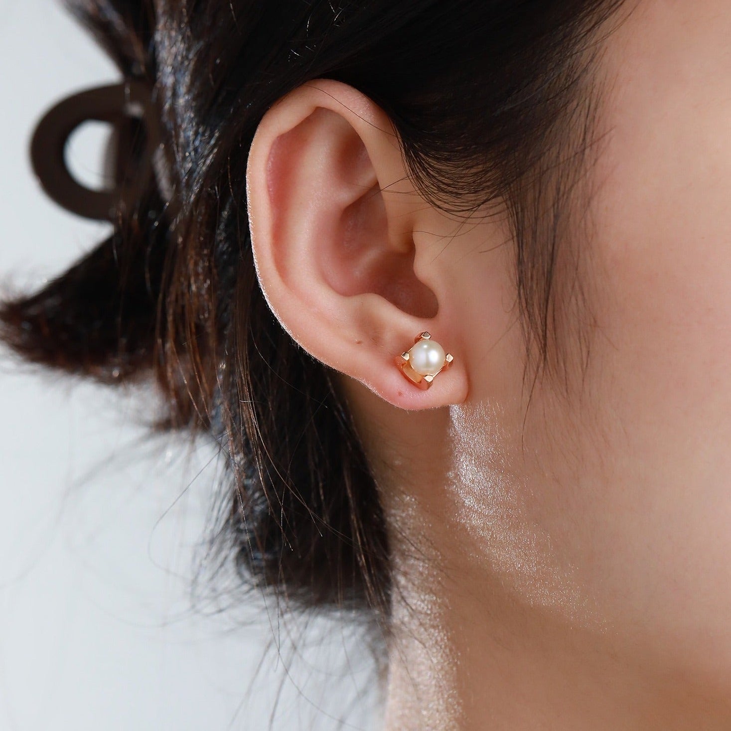 CARTIER AKOYA PEARLS 6MM PINK GOLD STUD EARRINGS