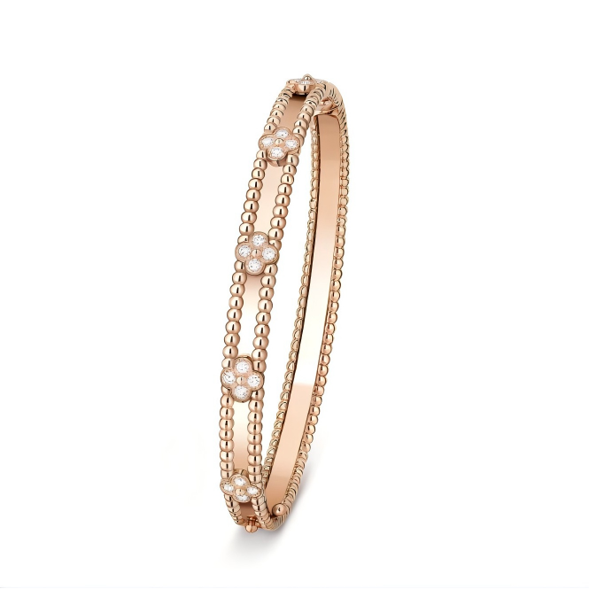 VCA Perlée sweet clovers bracelet, medium model