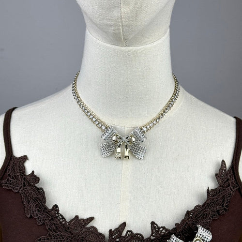18K  Chanel 25K Bow Tie Choker Necklace