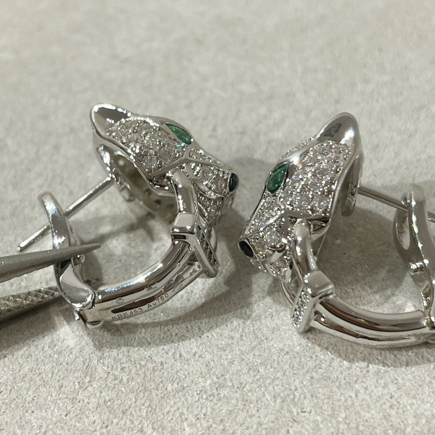 CARTIER PANTHERE DIAMOND STUD EARRINGS